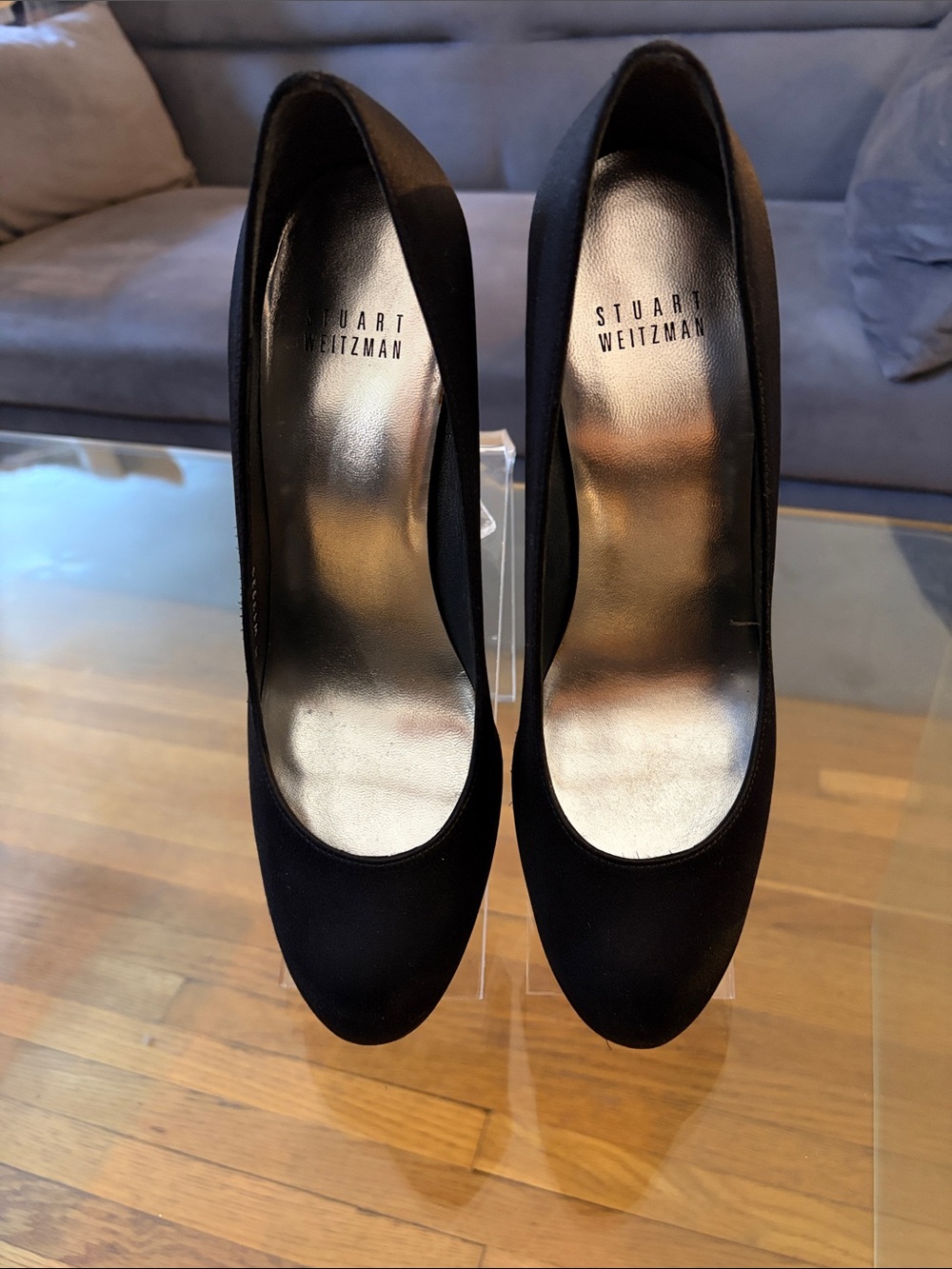 Stuart Weitzman Black Satin Round-Toe Pumps Size 8M